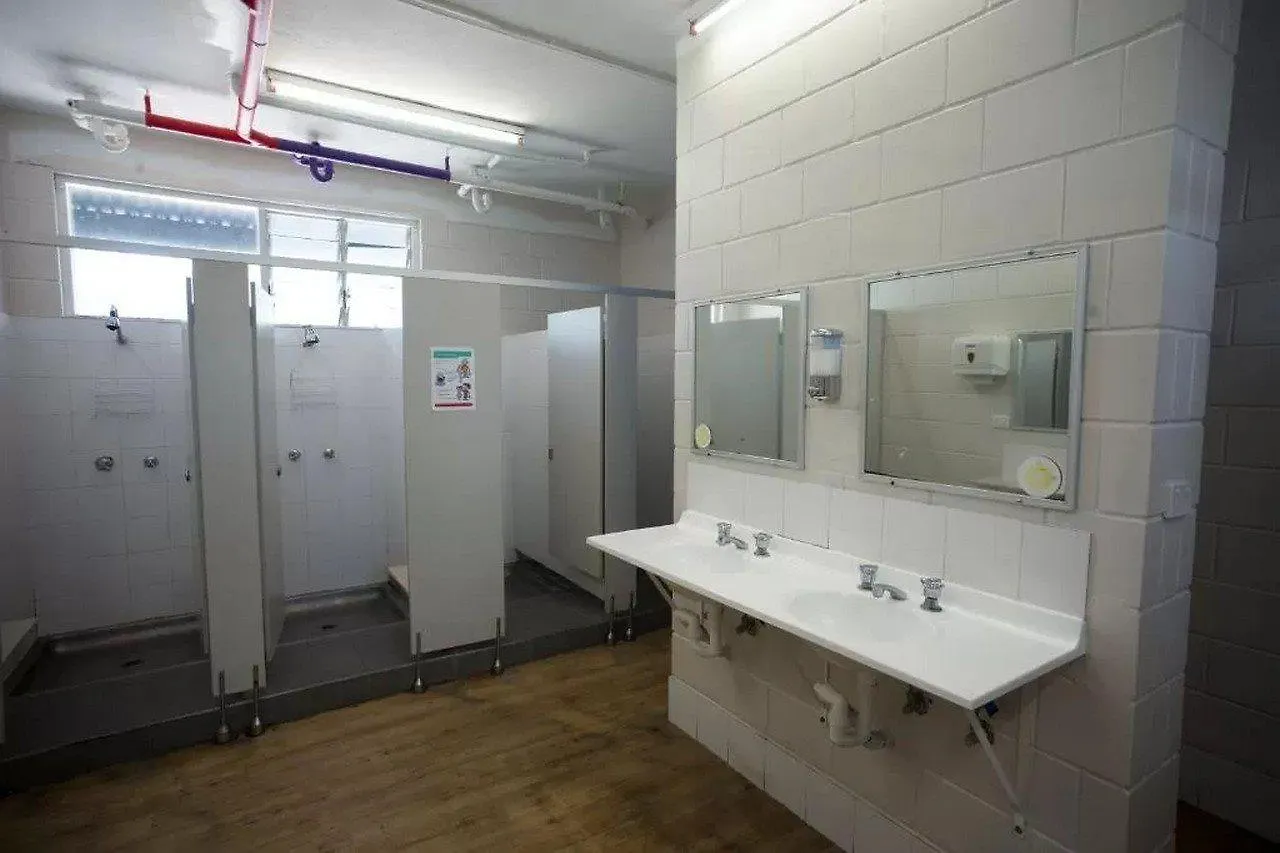 Yha Coolangatta Gold Coast Hostel Australia