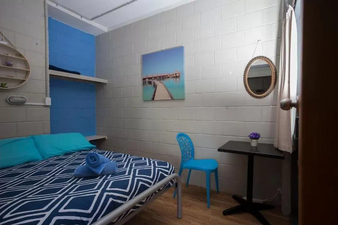 Yha Coolangatta Gold Coast Hostel