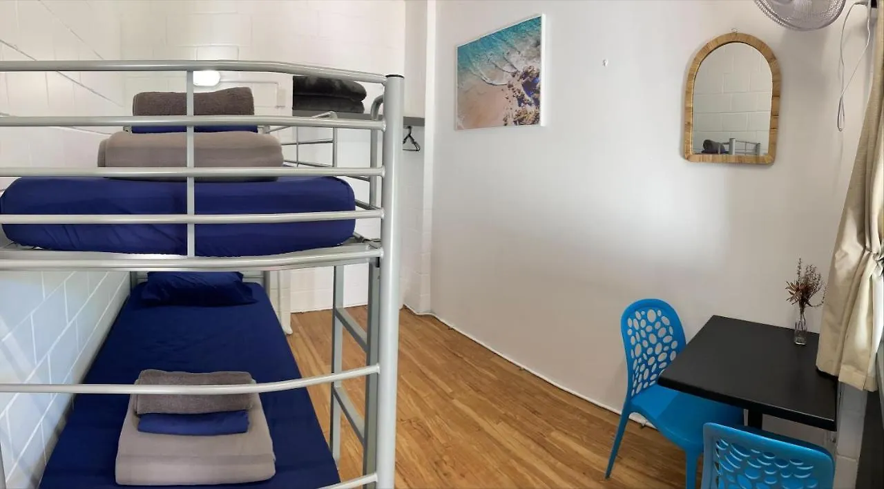 Yha Coolangatta Gold Coast Hostel Australia