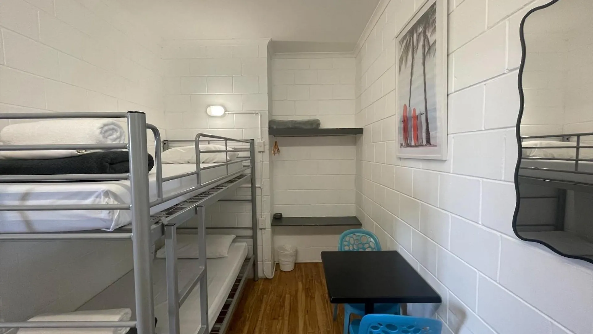 Yha Coolangatta Gold Coast Hostel