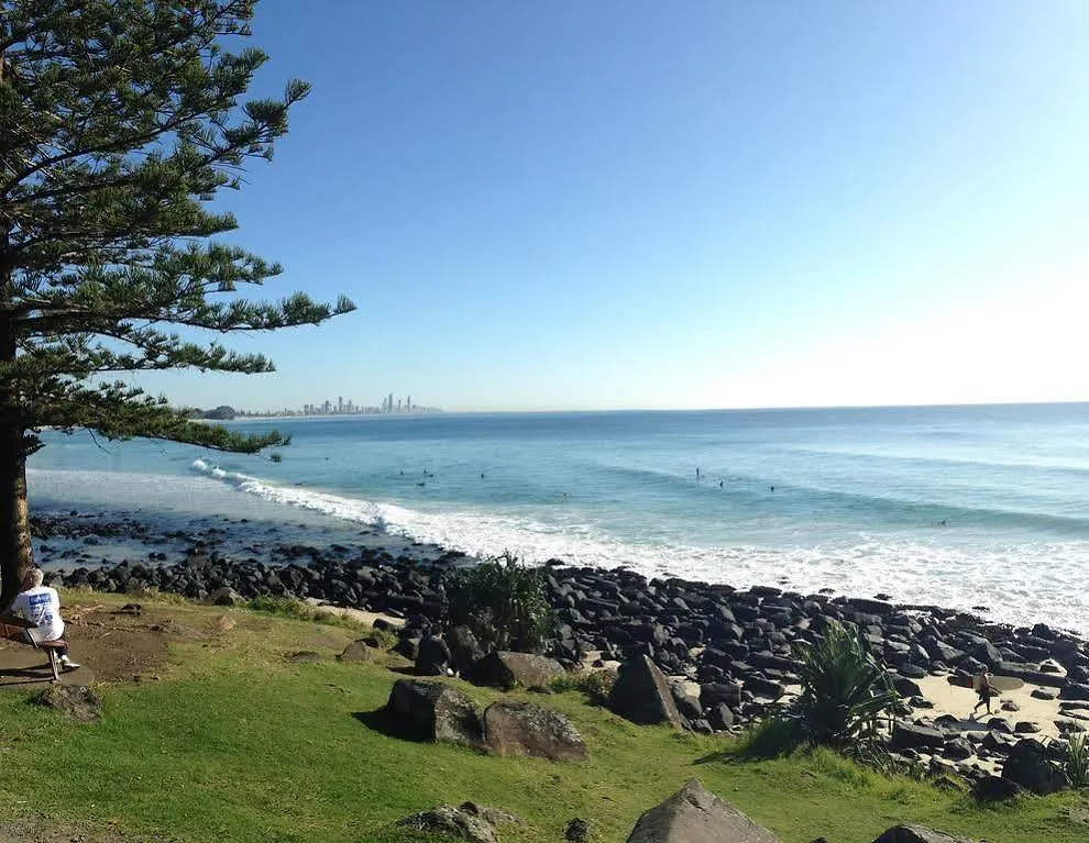 Yha Coolangatta Gold Coast Hostel Australia